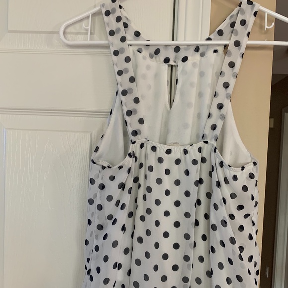 White and black polka dot top - Picture 3 of 6